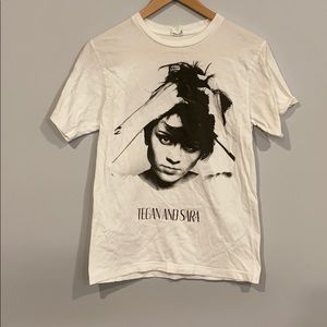 Tegan and Sara Heartthrob T Men’s Small